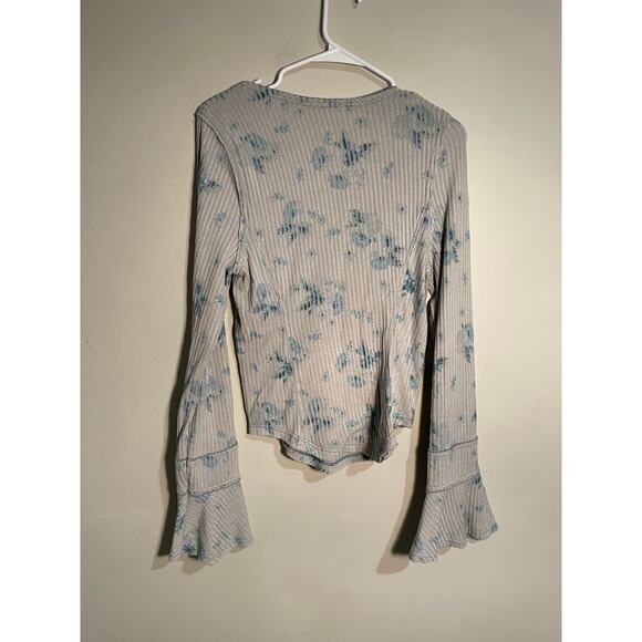 Free People Layer Me Long Sleeve Henley in Vintage Floral Size Large - Picture 7 of 11